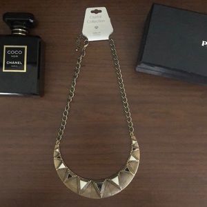 Tribal bib necklace